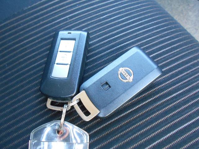 デイズ ハイウェイスター G アイドリングストップ クラリオンメモリーナビ Bluetooth アラウンドビューモニター スマートキー&プッシュスタート HIDヘッドライト 純正15インチアルミ(9枚目)