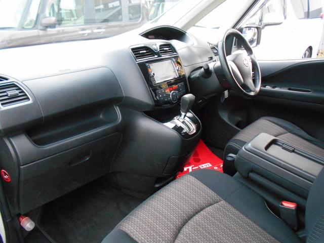 セレナ ハイウェイスター　Ｓ－ハイブリッド　アイドリングストップ　レーンキープアシスト　純正ＳＤナビ　Ｂｌｕｅｔｏｏｔｈ　フリップダウンモニター　左側パワースライドドア　バックカメラ　ＥＴＣ　スマートキー　純正１６インチアルミ（22枚目）