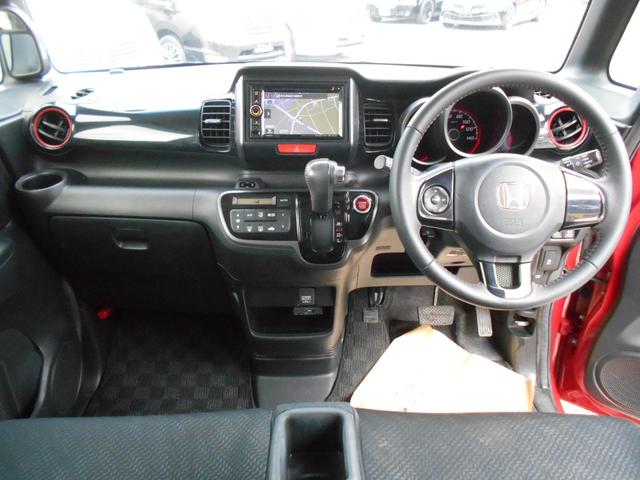 N-BOXカスタム 2トーンカラースタイル G SSパッケージ クラリオンメモリーナビ Bluetooth ETC 両側パワースライドドア HIDヘッドライト 純正ブラック14インチアルミ スマートキー&プッシュスタート アイドリングストップ(2枚目)