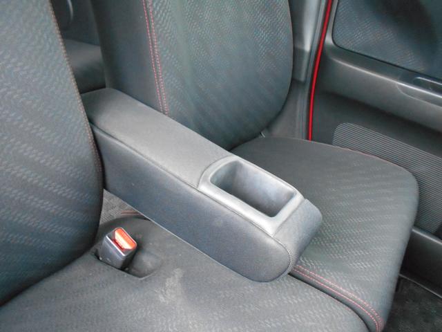 N-BOXカスタム 2トーンカラースタイル G SSパッケージ クラリオンメモリーナビ Bluetooth ETC 両側パワースライドドア HIDヘッドライト 純正ブラック14インチアルミ スマートキー&プッシュスタート アイドリングストップ(15枚目)