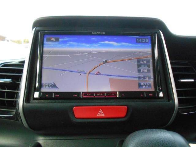 N-BOXカスタム G・Lパッケージ ケンウッドメモリーナビ リアモニター バックカメラ ETC 前後2カメラドライブレコーダー 両側パワースライドドア スマートキー HIDヘッドライト 純正14インチアルミ アイドリングストップ(4枚目)