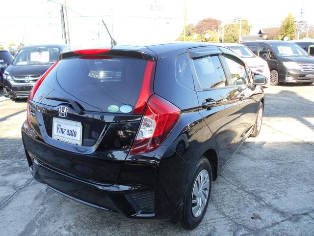 フィット １３Ｇ・Ｌパッケージ　アイドリングストップ　ギャザズインターナビ　Ｂｌｕｅｔｏｏｔｈ　バックカメラ　ＥＴＣ　スマートキー＆プッシュスタート　ステアリングリモコン　ＬＥＤヘッドライト　ＬＥＤフォグライト（39枚目）