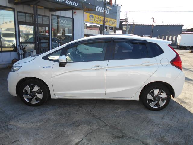 フィットハイブリッド Ｌパッケージ　アイドリングストップ　ギャザズインターナビ　Ｂｌｕｅｔｏｏｔｈ　バックカメラ　ＥＴＣ　前後２カメラドライブレコーダー　スマートキー　クルーズコントロール　ステアリングリモコン　ＬＥＤヘッドライト（36枚目）