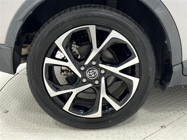 C-HR G LEDエディション 整備記録簿 プリクラッシュセーフティー 横滑り防止機能 Bカメ 地デジ LEDヘッドライト 盗難防止装置 AAC スマートキー DVD再生可 デュアルエアバッグ ワンオーナー キーフリー ABS(8枚目)