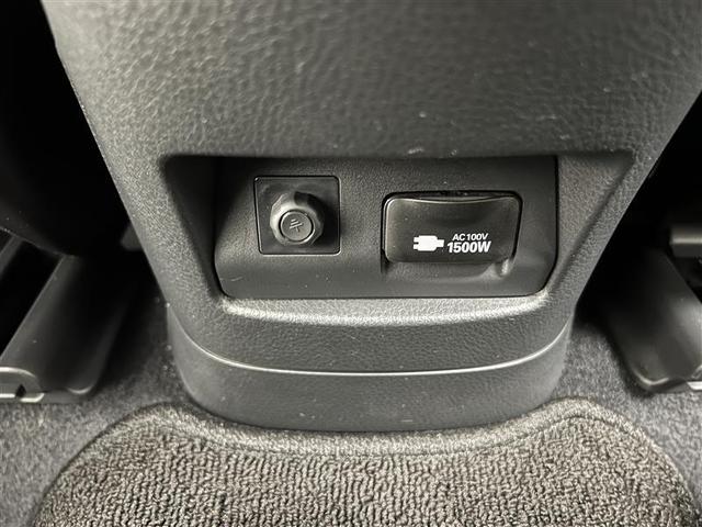 Ｃ－ＨＲ Ｇ　モード　ネロ　セーフティプラス　ＰＣＳ　ＡＣ１００Ｖ電源　点検記録簿　ワンオーナ　盗難防止　Ｒカメラ　ＬＥＤライト　アルミ　クルーズＣ　エアバッグ　ＡＢＳ　ナビ　スマートキ－　ＥＴＣ車載器　キーフリー　オートエアコン　横滑り防止（27枚目）