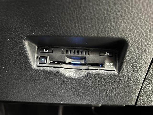 Ｃ－ＨＲ Ｇ　モード　ネロ　セーフティプラス　ＰＣＳ　ＡＣ１００Ｖ電源　点検記録簿　ワンオーナ　盗難防止　Ｒカメラ　ＬＥＤライト　アルミ　クルーズＣ　エアバッグ　ＡＢＳ　ナビ　スマートキ－　ＥＴＣ車載器　キーフリー　オートエアコン　横滑り防止（30枚目）