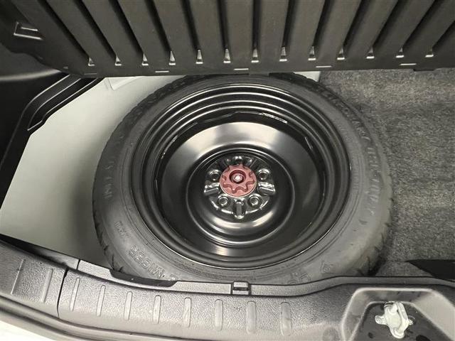 ノア Si ダブルバイビーII 横滑防止装置 PCS スマートキ- 整備記録簿 Wエアコン Bモニター DVD再生可 フルセグテレビ ETC付き アイドリングS オートエアコン PS クルーズC ナビ&TV PW ウォークスルー(9枚目)