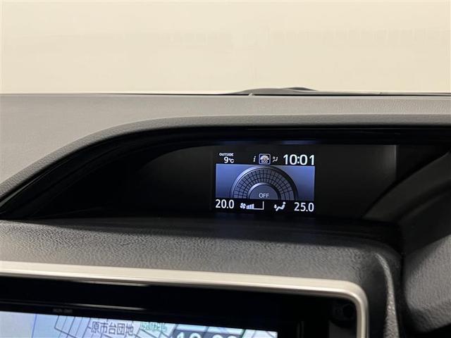 ノア Si ダブルバイビーII 横滑防止装置 PCS スマートキ- 整備記録簿 Wエアコン Bモニター DVD再生可 フルセグテレビ ETC付き アイドリングS オートエアコン PS クルーズC ナビ&TV PW ウォークスルー(16枚目)