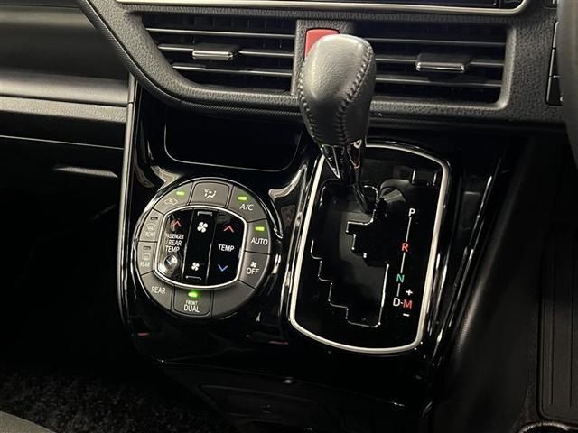 ノア Si ダブルバイビーII 横滑防止装置 PCS スマートキ- 整備記録簿 Wエアコン Bモニター DVD再生可 フルセグテレビ ETC付き アイドリングS オートエアコン PS クルーズC ナビ&TV PW ウォークスルー(21枚目)