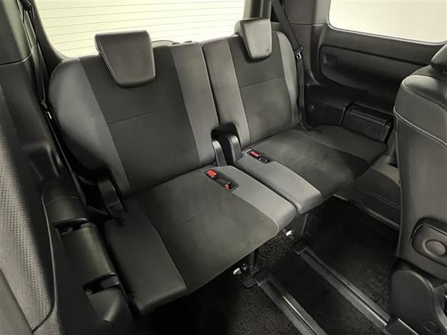 ノア Si ダブルバイビーII 横滑防止装置 PCS スマートキ- 整備記録簿 Wエアコン Bモニター DVD再生可 フルセグテレビ ETC付き アイドリングS オートエアコン PS クルーズC ナビ&TV PW ウォークスルー(25枚目)