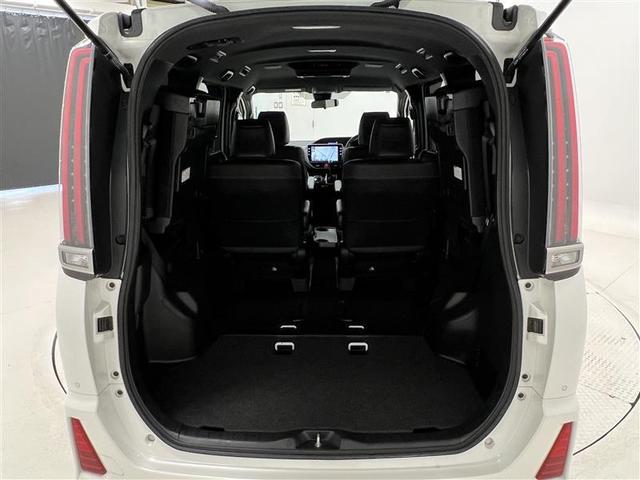 ノア Si ダブルバイビーII 横滑防止装置 PCS スマートキ- 整備記録簿 Wエアコン Bモニター DVD再生可 フルセグテレビ ETC付き アイドリングS オートエアコン PS クルーズC ナビ&TV PW ウォークスルー(27枚目)