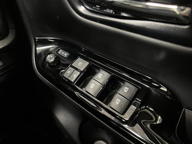 ノア Si ダブルバイビーII 横滑防止装置 PCS スマートキ- 整備記録簿 Wエアコン Bモニター DVD再生可 フルセグテレビ ETC付き アイドリングS オートエアコン PS クルーズC ナビ&TV PW ウォークスルー(31枚目)