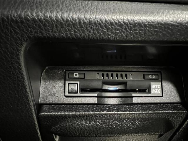 ノア Si ダブルバイビーII 横滑防止装置 PCS スマートキ- 整備記録簿 Wエアコン Bモニター DVD再生可 フルセグテレビ ETC付き アイドリングS オートエアコン PS クルーズC ナビ&TV PW ウォークスルー(32枚目)