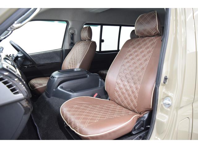 ハイエースワゴン ＧＬ　Ｂｌｕｅｔｏｏｔｈ　カスタムフェイスチェンジ　ナビ　地デジＴＶ　バックカメラ　シートカバー　ブルバー　オーバーフェンダー　フォグランプ　ブラックアウトホイール　新品ＲＴタイヤ　アウトドアカスタム（40枚目）