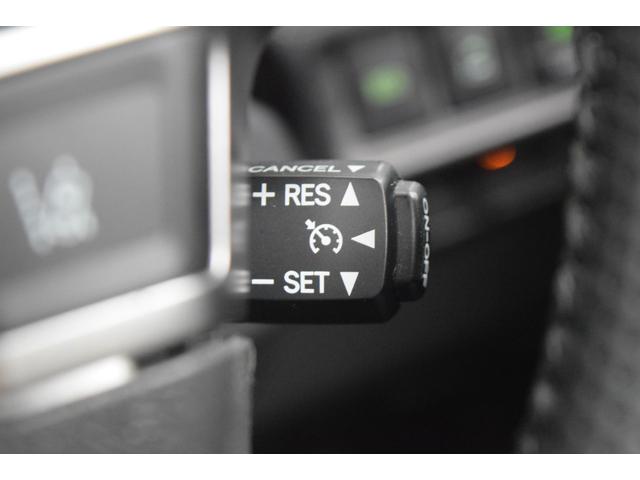 ハイエースワゴン ＧＬ　Ｂｌｕｅｔｏｏｔｈ　ベットキット　後席モニター　フルセグ　全周囲カメラ　衝突被害軽減システム　クルーズコントロール　レーンアシスト　Ｃセンサー　マルチモニター　　フローリングフロア　パワースライドドア（36枚目）