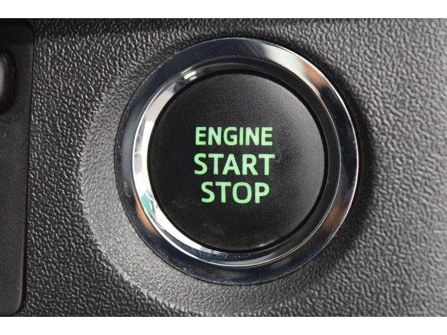 ハイエースワゴン ＧＬ　Ｂｌｕｅｔｏｏｔｈ　ベットキット　後席モニター　フルセグ　全周囲カメラ　衝突被害軽減システム　クルーズコントロール　レーンアシスト　Ｃセンサー　マルチモニター　　フローリングフロア　パワースライドドア（39枚目）