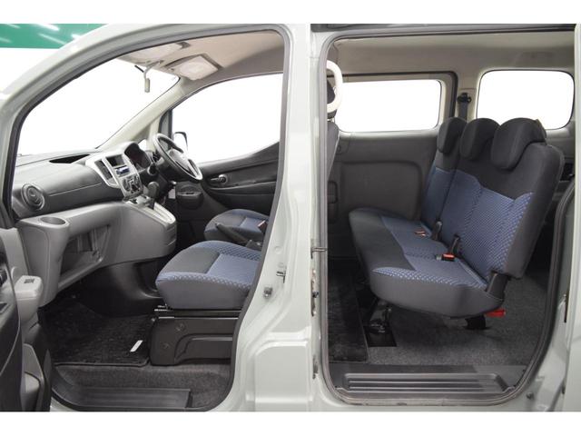 ＮＶ２００バネットワゴン １６Ｘ－２Ｒ　ホワイトリボンタイヤ　メッキトリムリング　キーレス　ＵＳカスタム　アウトドアカスタム　ブラックアウトホイール　両側スライドドア（36枚目）