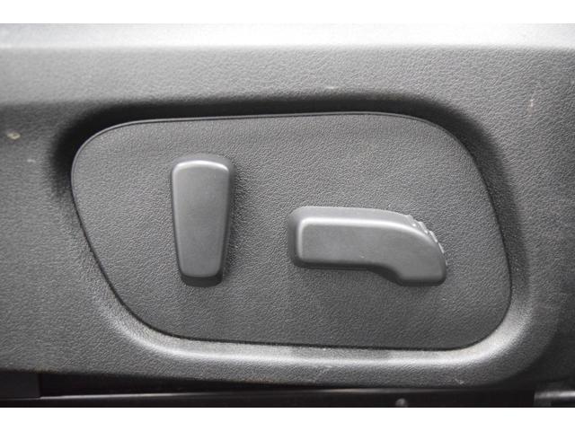 フォレスター X-ブレイク Bluetooth フルセグナビ アイサイト バックカメラ ハーフレザーシート ETC アイドリングストップ デュアルオートエアコン アダプティブクルーズコントロール レーンアシスト スマートキー(33枚目)