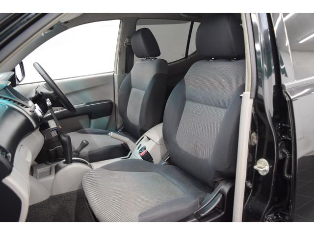 トライトン ベースグレード Bluetooth フルセグナビ バックカメラ キーレス MTタイヤ 4WD ヒッチメンバー オートエアコン 社外アルミホイール(29枚目)