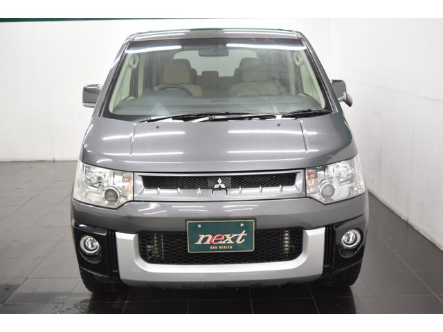 デリカＤ：５ Ｇ　パワーパッケージ　ナビ　地デジＴＶ　バックカメラ　ＥＴＣ　アイドリングストップ　横滑り防止　フルフラット　パワーシート　シートヒーター　ブラックアウトホイール　ＲＴタイヤ　クルーズコントロール　両側パワースライドドア（7枚目）