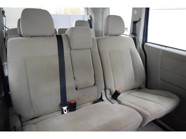 デリカＤ：５ Ｇ　パワーパッケージ　ナビ　地デジＴＶ　バックカメラ　ＥＴＣ　アイドリングストップ　横滑り防止　フルフラット　パワーシート　シートヒーター　ブラックアウトホイール　ＲＴタイヤ　クルーズコントロール　両側パワースライドドア（20枚目）