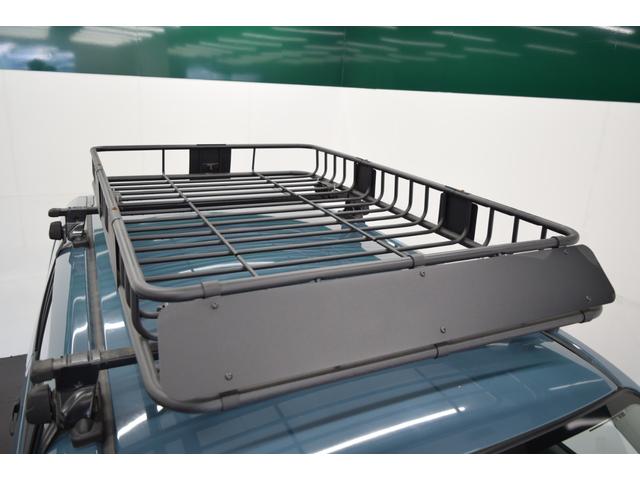 Ｂｌｕｅｔｏｏｔｈ　ナビ　地デジＴＶ　フルセグ　キーレス　リフトアップ　ブラックアウトホイール　新品マッドタイヤ　カスタムグリル　ルーフキャリアラック　アウトドアカスタム