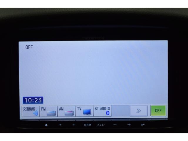 Ｂｌｕｅｔｏｏｔｈ　ナビ　地デジＴＶ　フルセグ　キーレス　リフトアップ　ブラックアウトホイール　新品マッドタイヤ　カスタムグリル　ルーフキャリアラック　アウトドアカスタム