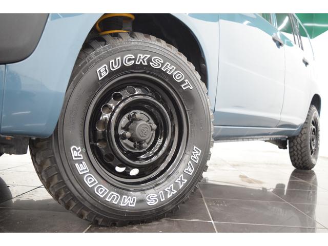 Ｂｌｕｅｔｏｏｔｈ　ナビ　地デジＴＶ　フルセグ　キーレス　リフトアップ　ブラックアウトホイール　新品マッドタイヤ　カスタムグリル　ルーフキャリアラック　アウトドアカスタム