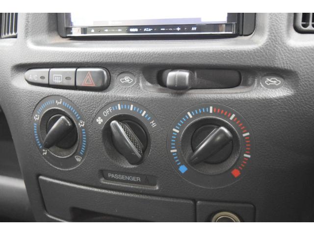 Ｂｌｕｅｔｏｏｔｈ　ナビ　地デジＴＶ　フルセグ　キーレス　リフトアップ　ブラックアウトホイール　新品マッドタイヤ　カスタムグリル　ルーフキャリアラック　アウトドアカスタム