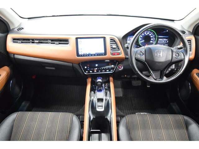 ヴェゼル ハイブリッドＺ　Ｂｌｕｅｔｏｏｔｈ　バックカメラ　アイドリングストップ　衝突被害軽減システム　クルーズコントロール　デュアルオートエアコン　ハーフレザーシート　ＬＥＤヘッドライト　ＥＴＣ　ブラウンインテリア（11枚目）