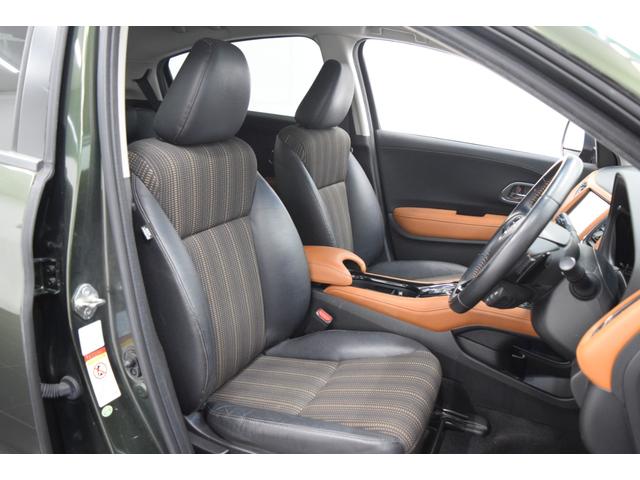 ヴェゼル ハイブリッドＺ　Ｂｌｕｅｔｏｏｔｈ　バックカメラ　アイドリングストップ　衝突被害軽減システム　クルーズコントロール　デュアルオートエアコン　ハーフレザーシート　ＬＥＤヘッドライト　ＥＴＣ　ブラウンインテリア（18枚目）