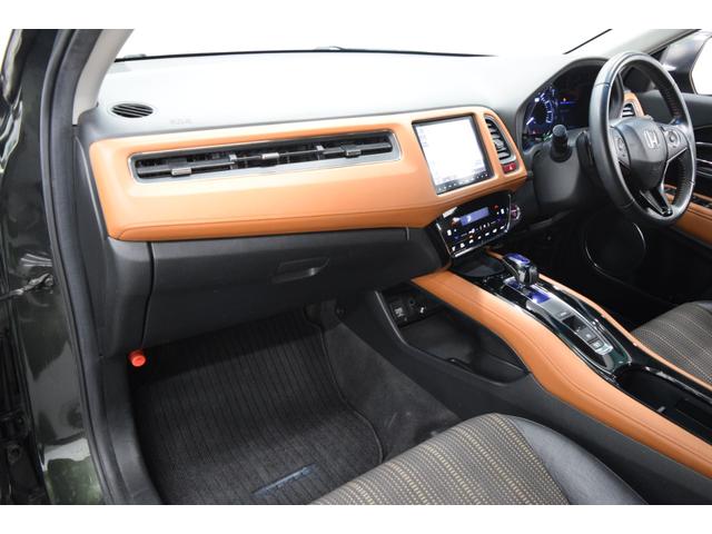 ヴェゼル ハイブリッドＺ　Ｂｌｕｅｔｏｏｔｈ　バックカメラ　アイドリングストップ　衝突被害軽減システム　クルーズコントロール　デュアルオートエアコン　ハーフレザーシート　ＬＥＤヘッドライト　ＥＴＣ　ブラウンインテリア（38枚目）