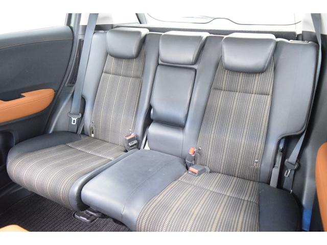 ヴェゼル ハイブリッドＺ　Ｂｌｕｅｔｏｏｔｈ　バックカメラ　アイドリングストップ　衝突被害軽減システム　クルーズコントロール　デュアルオートエアコン　ハーフレザーシート　ＬＥＤヘッドライト　ＥＴＣ　ブラウンインテリア（40枚目）