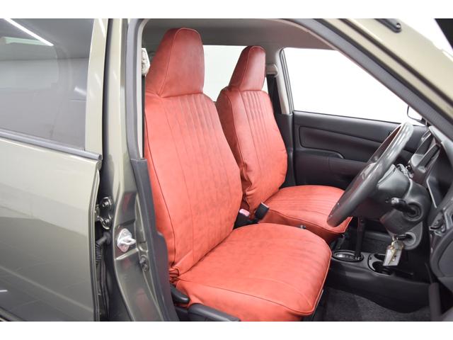 プロボックスバン ＧＬ　Ｂｌｕｅｔｏｏｔｈ　フルセグナビ　キーレス　ＥＴＣ　ホワイトリボンタイヤ　ヴィンテージアルミ　ヴィンテージレッドシート　カスタムグリル　アウトドアカスタム（16枚目）