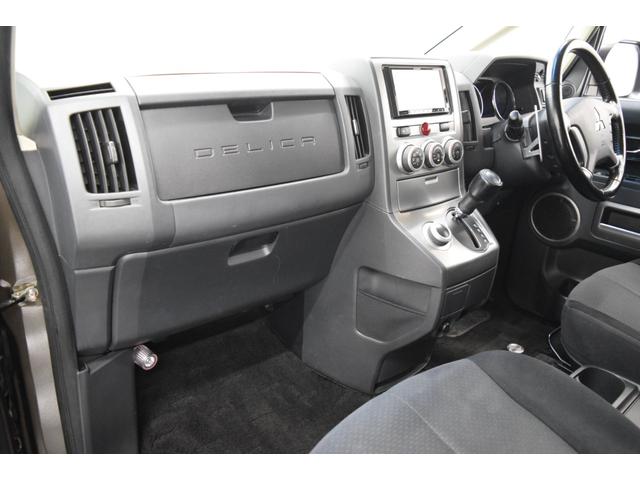 デリカD:5 G パワーパッケージ BFGoodrichATタイヤ バンパープロテクター ブロンズホイール Bluetooth バックカメラ フルセグナビ スマートキー HID ETC アウトドアカスタム 両側パワースライドドア(29枚目)