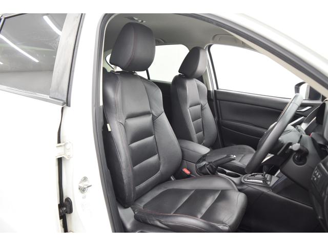 ＣＸ－５ ＸＤ　Ｌパッケージ　Ｂｌｕｅｔｏｏｔｈ　フルセグナビ　アイドリングストップ　デュアルオートエアコン　クルーズコントロール　レーンアシスト　レザーシート　パワーシート　シートヒーター　バックカメラ　マニュアルモード（17枚目）