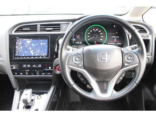 ハイブリッドZ ホンダセンシング 当社デモカー 純正ナビ バックカメラ フルセグTV シートヒーター LEDヘッドランプ ETC スマートキー ワンオーナー(7枚目)