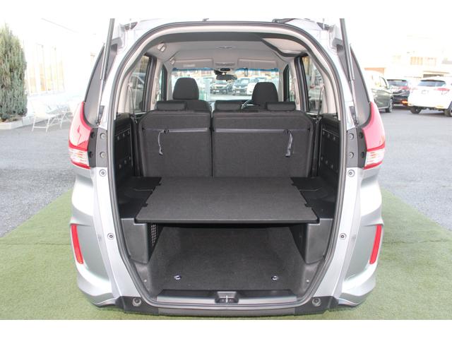 G・ホンダセンシング 両側パワースライドドア 純正ナビ バックカメラ ワンセグTV 衝突軽減ブレーキ付き 横滑り防止装置付き ETC Bluetooth接続可 電動格納ミラー スマートキー(19枚目)