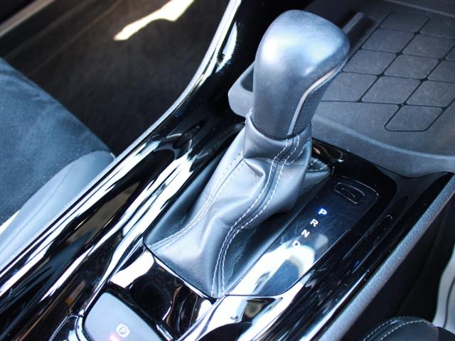 Ｃ－ＨＲ ＳＧＲスポーツ　純正ナビ　フルセグＴＶ　Ｂｌｕｅｔｏｏｔｈ　ＵＳＢ　前後ドラレコ　ＥＴＣ　シートヒーター　電子パーキング　ブレーキホールド　ステアリングリモコン　クルーズコントロール　ＶＳＡ　ナビ＆ＴＶ　ワンオーナー（10枚目）