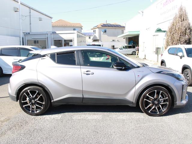 Ｃ－ＨＲ ＳＧＲスポーツ　純正ナビ　フルセグＴＶ　Ｂｌｕｅｔｏｏｔｈ　ＵＳＢ　前後ドラレコ　ＥＴＣ　シートヒーター　電子パーキング　ブレーキホールド　ステアリングリモコン　クルーズコントロール　ＶＳＡ　ナビ＆ＴＶ　ワンオーナー（23枚目）