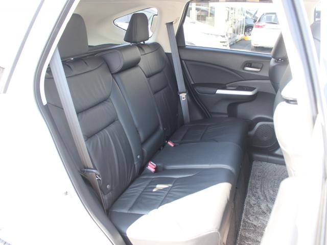 ＣＲ－Ｖ ２０Ｇ　純正ナビ　フルセグＴＶ　バックカメラ　ＥＴＣ　ＵＳＢ　シートヒーター　コーナーセンサー　サンルーフ　ステアリングリモコン　クルーズコントロール　革シート　パワーシート　地デジ　横滑防止装置　ナビＴＶ（19枚目）