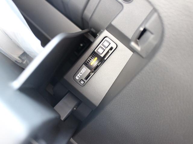 アコード ｅ：ＨＥＶ　純正コネクトナビ　マルチビューカメラ　フルセグＴＶ　Ｂｌｕｅｔｈｏｏｔｈ　ＵＳＢ　グーグルアシスタント　ホンダセンシング　置くだけ充電　ＥＴＣ２．０　パドルシフト　レザーシート　パワーシート　Ｒカメラ（7枚目）