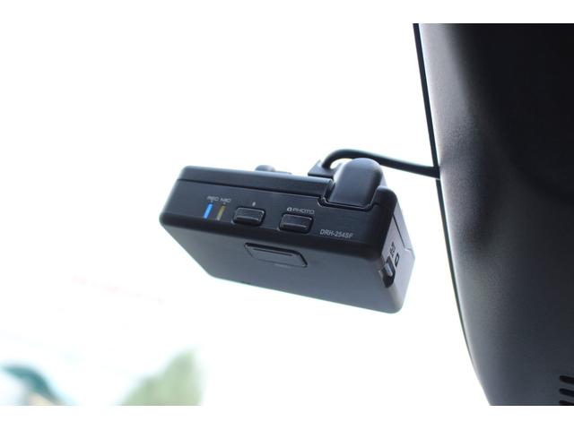 フリード クロスター　デモカーＵＰ　純正ディスプレイオーディオ　Ｂカメラ　Ｂｌｕｅｔｈｏｏｔｈ　カープレイ　ＵＳＢ　前後純正ドラレコ　ＥＴＣ　両側電動スライドドア　センシング　コーナーセンサー　シートヒーター　ＬＥＤライト（6枚目）