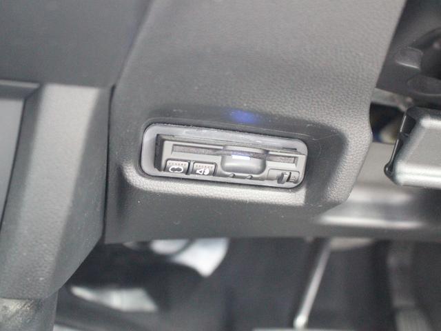 フィット １３Ｇ・Ｆパッケージ　雹被害車　ワンオーナー　あんしんパッケージ　衝突軽減ブレーキ　純正ナビ　ワンセグＴＶ　バックカメラ　ＥＴＣ　アイドリングストップ　ヘッドライトレベライザー　ウインカーミラー　オートリトラミラー（8枚目）