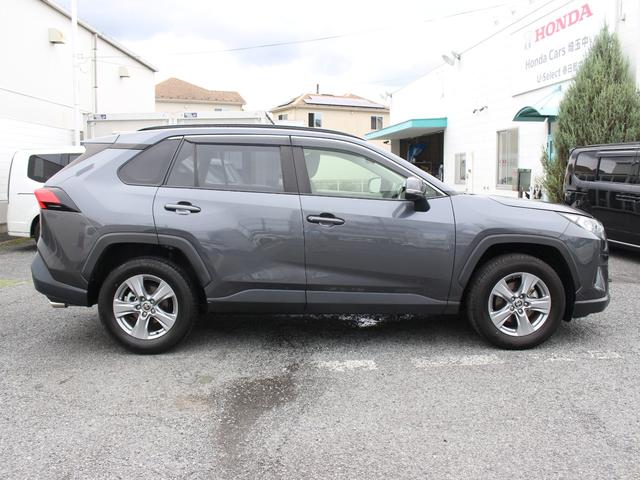 ＲＡＶ４ Ｘ　パナソニック製ナビ　バックカメラ　Ｂｌｕｅｔｈｏｏｔｈ　ＴＶ　ＥＴＣ　セーフティセンス　障害物センサー　ＬＥＤオートライト　オートリトラミラー　ステアリングリモコン　衝突軽減ブレーキ　スマートキー（24枚目）