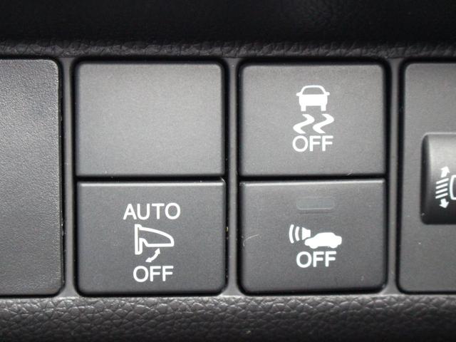 フィットハイブリッド Ｆパッケージ　ワンオーナー　純ナビ　フルセグＴＶ　Ｂｌｕｅｔｏｏｔｈ　バックカメラ　オートリトラミラー　横滑り防止　スマートキー　ビルトインＥＴＣ　ステアリングリモコン　地デジＴＶ　ＡＵＸ接続　ｂｌｕｅｔｏｏｔｈ（14枚目）