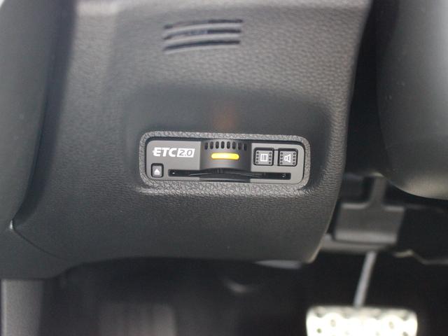 シビック ハッチバック　ホンダセ純正ナビ　フルセグＴＶ　Ｂｌｕｅｔｈｏｏｔｈ　ＵＳＢ　バックカメラ　サンルーフ　純正前後ドラレコ　ＥＴＣ２．０　パドルシフト　ホンダセンシング　電子パーキング　ブレーキホールド　シートヒーター（9枚目）
