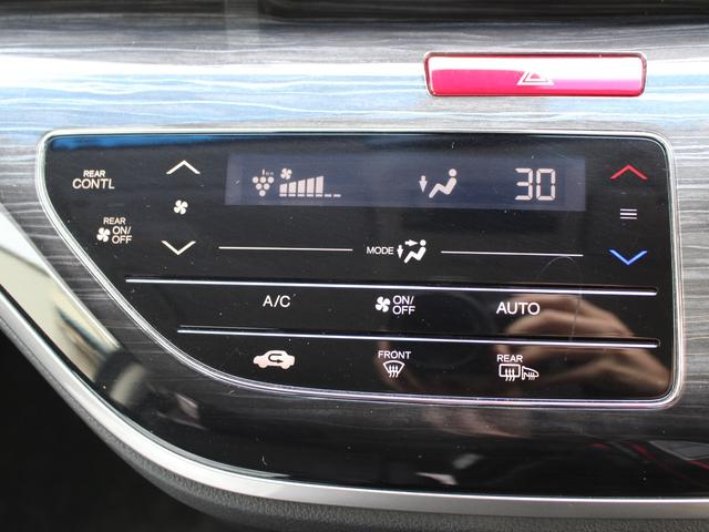 オデッセイ アブソルート・Ｘホンダセンシング　純正ナビ　フルセグＴＶ　Ｂｌｕｅｔｈｏｏｔｈ　ミュージックラック　ＣＤ　ＤＶＤ　フリップダウンモニター　ＥＴＣ　両側電動スライドドア　パドルシフト　パワーシート　サンシェード　両側パワスラドア　ＡＢＳ（14枚目）