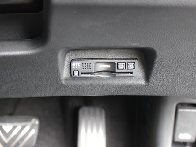 ジェイド ハイブリッドRS・ホンダセンシング ワンオーナー 純正8型ナビ フルセグTV フロント、バックカメラ ビルトインETC 純正フリップダウンモニター コンビシート コーナーセンサー LEDヘッドライト フォグランプ 純正18インチAW(8枚目)