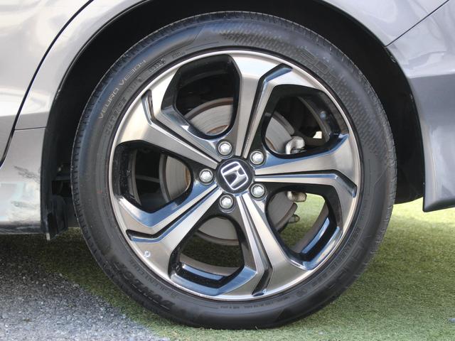 ジェイド ハイブリッドRS・ホンダセンシング ワンオーナー 純正8型ナビ フルセグTV フロント、バックカメラ ビルトインETC 純正フリップダウンモニター コンビシート コーナーセンサー LEDヘッドライト フォグランプ 純正18インチAW(17枚目)